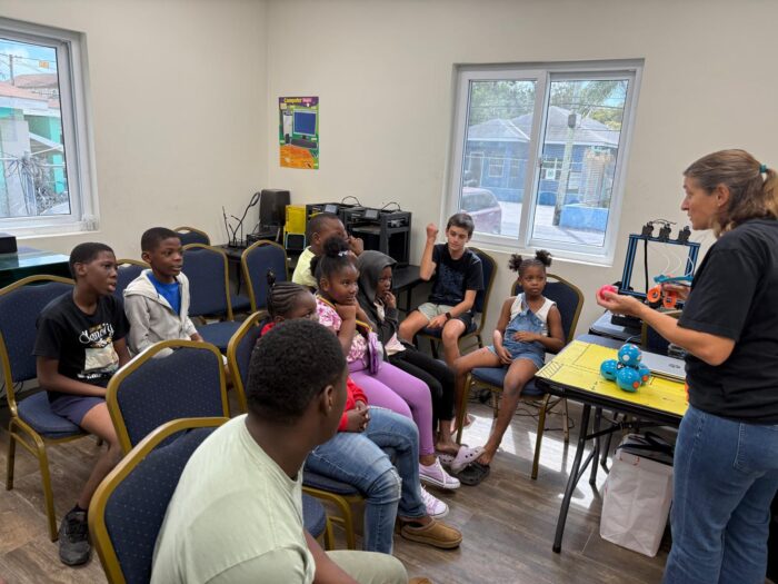 Roboclub Instructors lead class